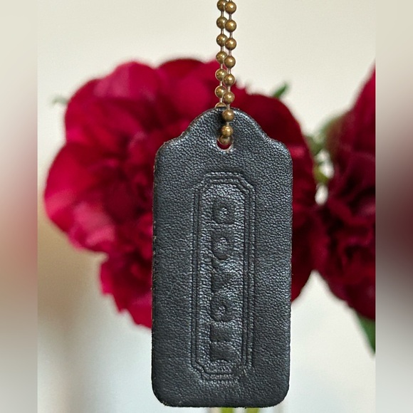 COACH Vintage Leather Hang Tag in Black w/Brass Ball Chain - Picture 1 of 2